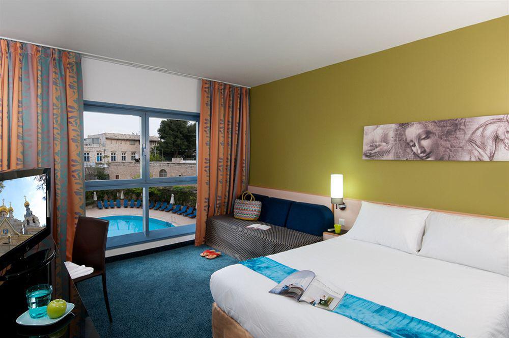 Leonardo Hotel Йерусалим Стая снимка